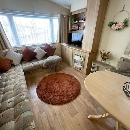 Sandlemere - 6 Berth, 3 Bedroom Caravan Tunstall  Esterno foto
